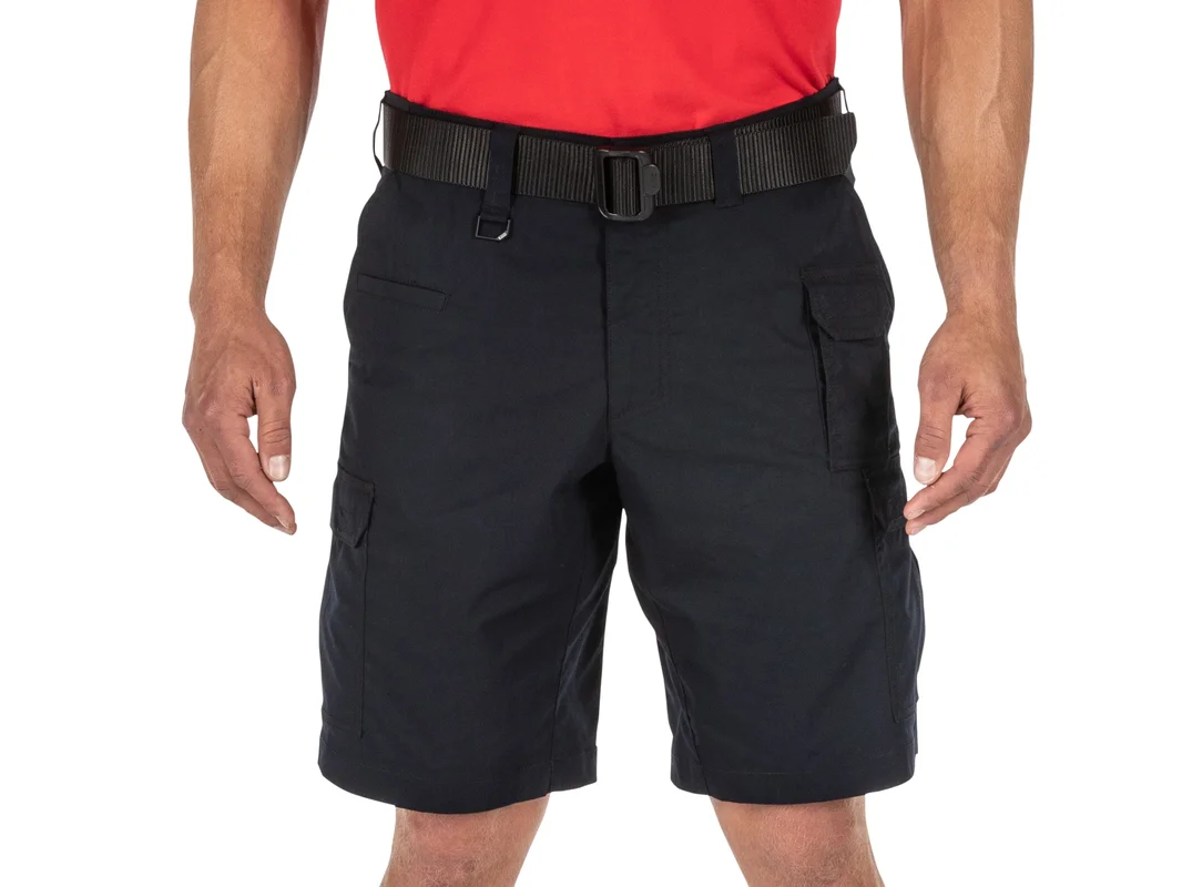 695587